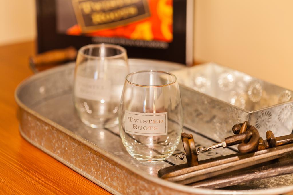 The Vendange Carmel Inn & Suites Luaran gambar